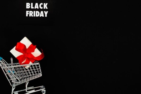 Møbel-shopping på Black Friday: Sådan finder du de bedste handler